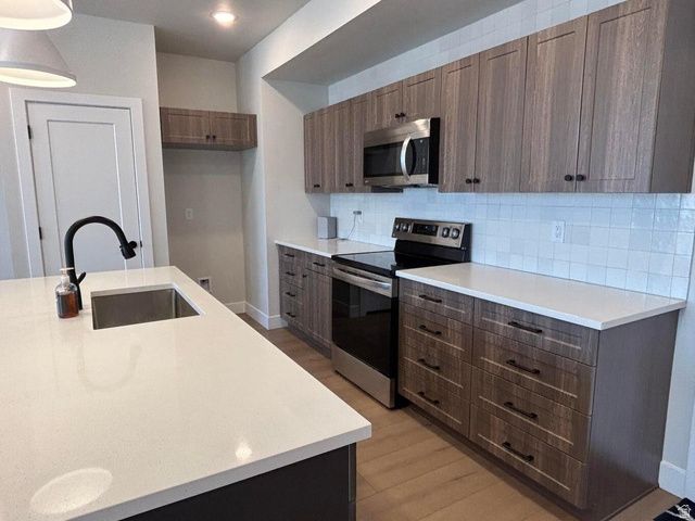 3898 E FOSSIL WAY, Washington, UT 84780