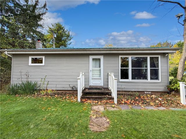 2258 Knights Lane, Carlton, NY 14571
