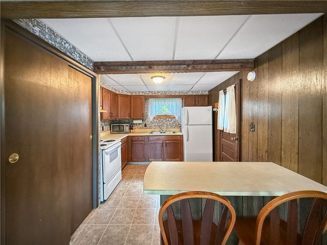 2258 Knights Lane, Carlton, NY 14571