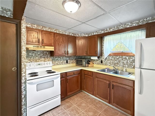 2258 Knights Lane, Carlton, NY 14571