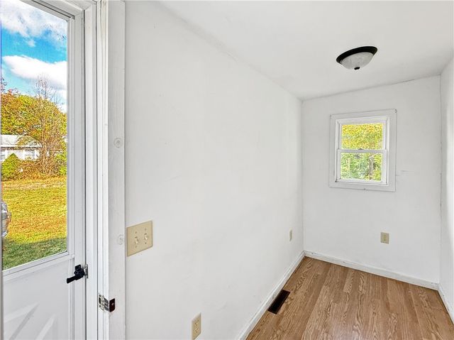 2258 Knights Lane, Carlton, NY 14571