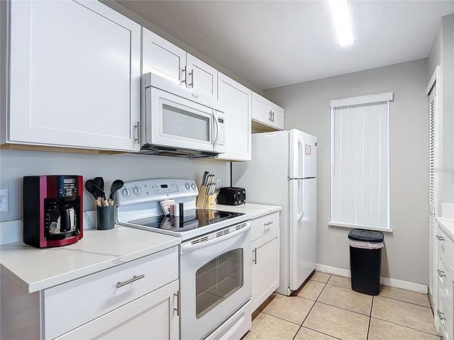 8710 RAIN FOREST PLACE B, Kissimmee, FL 34747