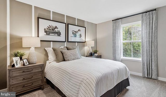 5725 HOWARD DR, Glen Burnie, MD 21061