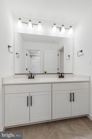 5725 HOWARD DR, Glen Burnie, MD 21061