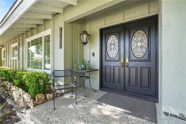 17177 Superior St, Northridge, CA 91325