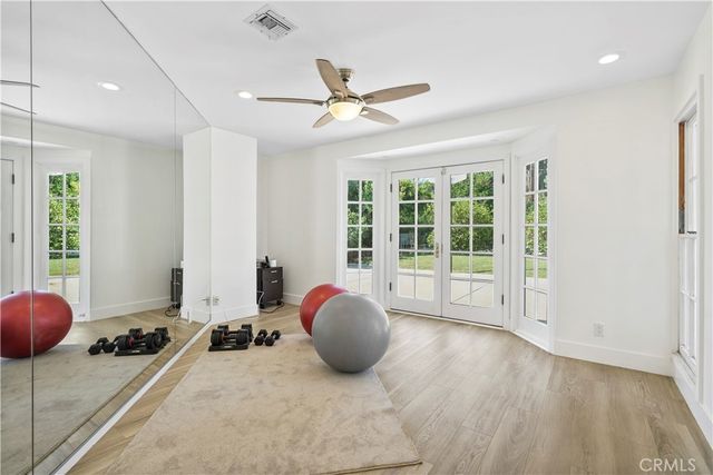17177 Superior St, Northridge, CA 91325