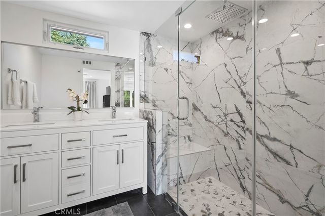 17177 Superior St, Northridge, CA 91325
