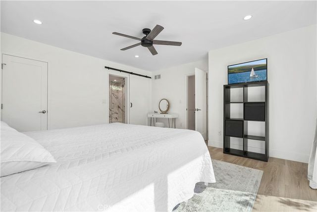 17177 Superior St, Northridge, CA 91325