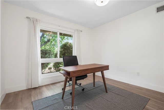 17177 Superior St, Northridge, CA 91325