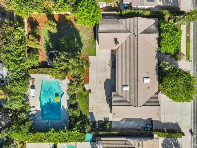 17177 Superior St, Northridge, CA 91325