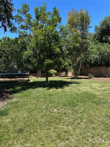 17177 Superior St, Northridge, CA 91325