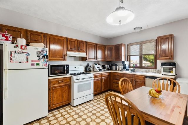 63 Woodville St, Everett, MA 02149