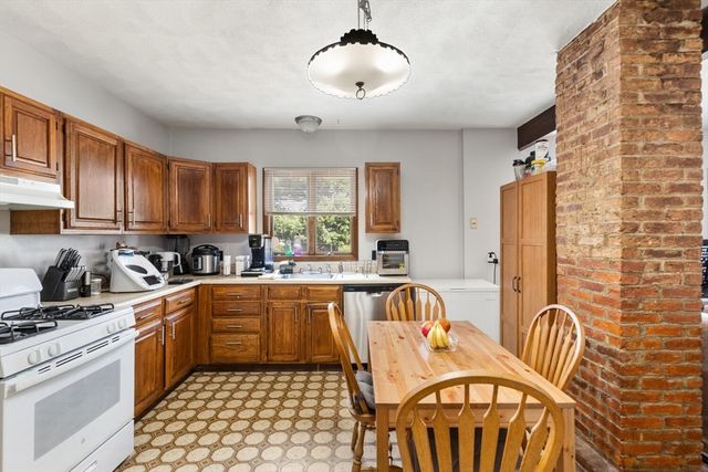 63 Woodville St, Everett, MA 02149