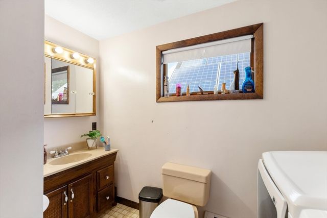 63 Woodville St, Everett, MA 02149