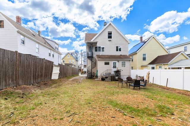 63 Woodville St, Everett, MA 02149