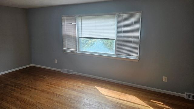 164 Ames Street Right Side, Brockton, MA 02302