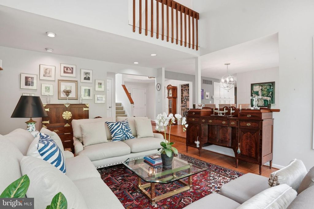 Image 11 of property listing at 1718 WOODLORE RD, Annapolis, MD 21401