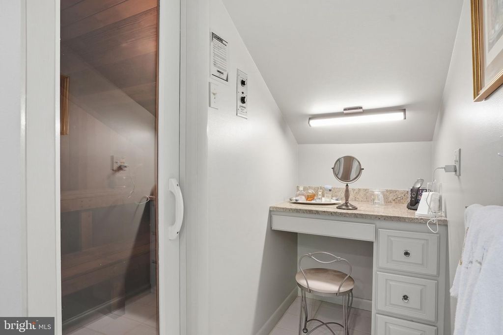 Image 24 of property listing at 1718 WOODLORE RD, Annapolis, MD 21401