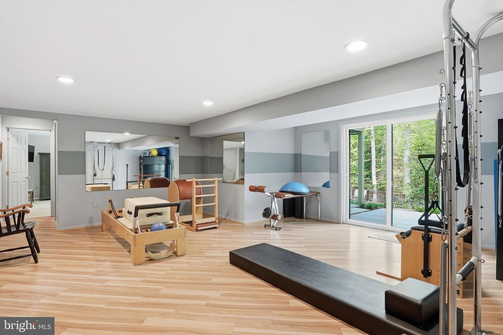 Image 32 of property listing at 1718 WOODLORE RD, Annapolis, MD 21401