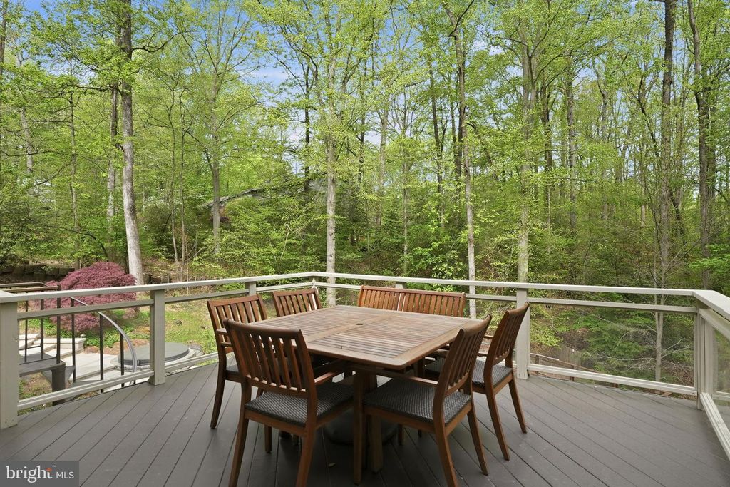 Image 42 of property listing at 1718 WOODLORE RD, Annapolis, MD 21401