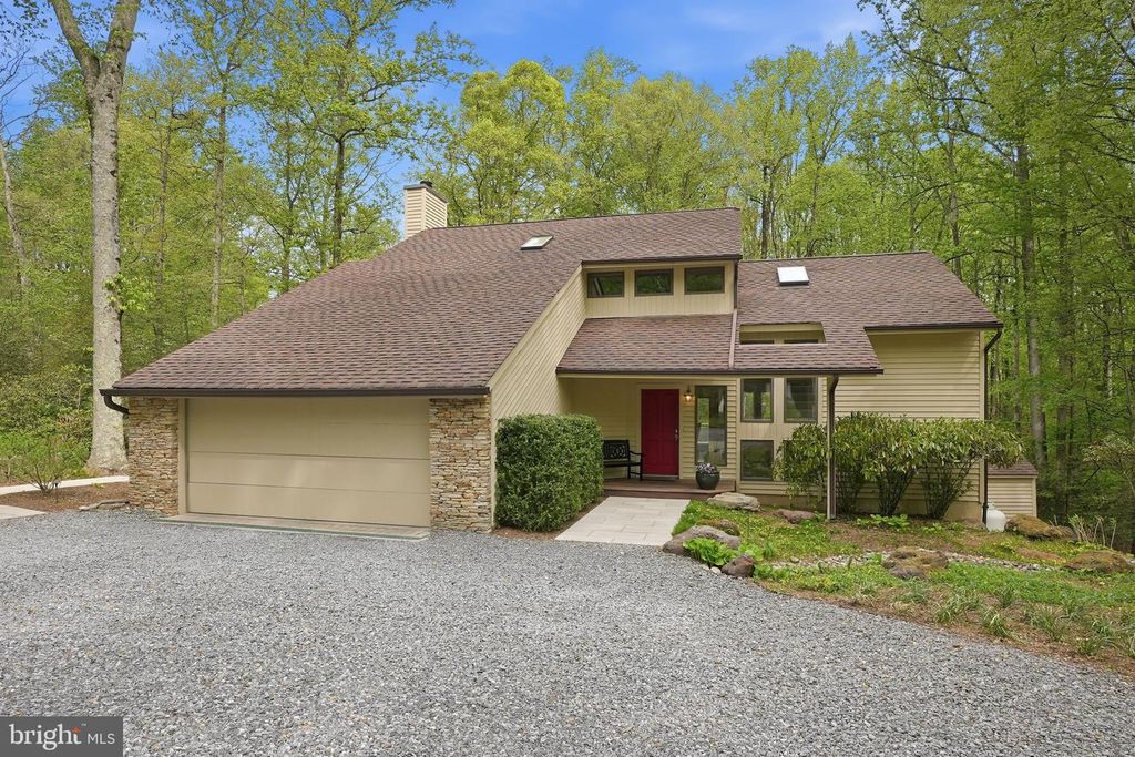 Image 56 of property listing at 1718 WOODLORE RD, Annapolis, MD 21401