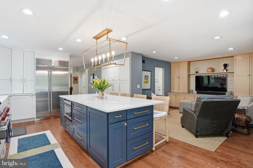 Image 6 of property listing at 1718 WOODLORE RD, Annapolis, MD 21401