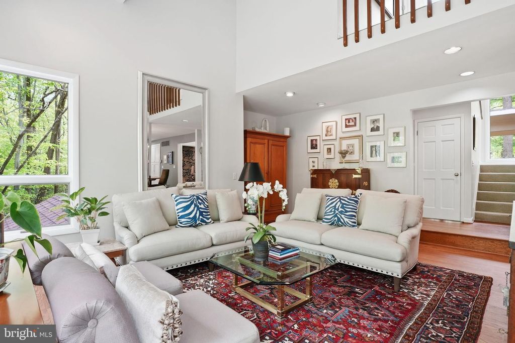 Image 9 of property listing at 1718 WOODLORE RD, Annapolis, MD 21401