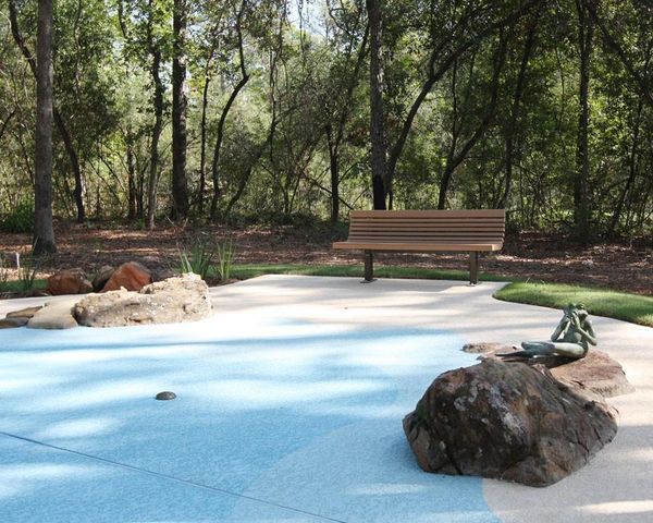 528 Oakview Bend Drive, Montgomery, TX 77316