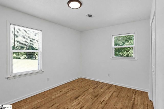 271 Peach Street, Inman, SC 29349