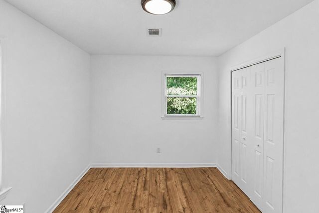 271 Peach Street, Inman, SC 29349
