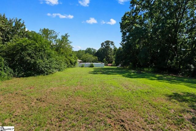 271 Peach Street, Inman, SC 29349
