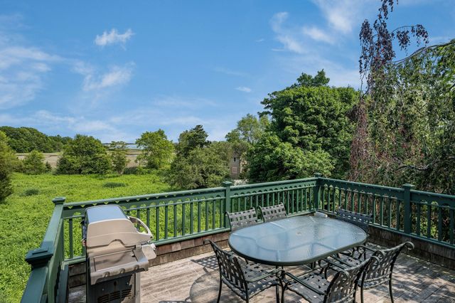 77 East Wharf Road, Madison, CT 06443