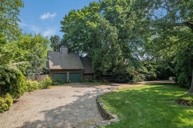 77 East Wharf Road, Madison, CT 06443