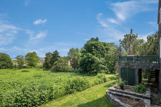 77 East Wharf Road, Madison, CT 06443