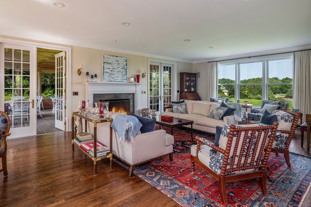 77 East Wharf Road, Madison, CT 06443