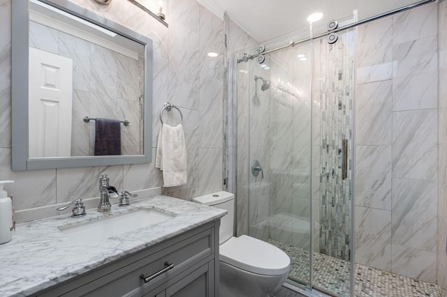 4905 Dover Place NW, Albuquerque, NM 87114