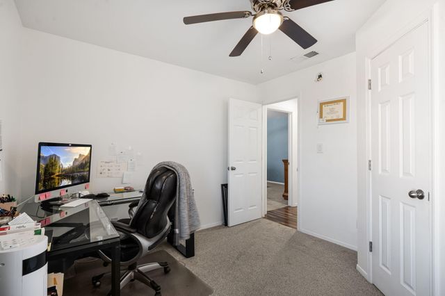 4905 Dover Place NW, Albuquerque, NM 87114