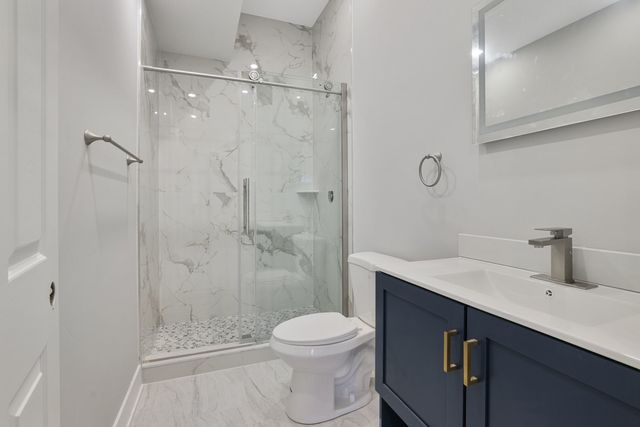 6240 W Belmont Avenue 101, Chicago, IL 60634