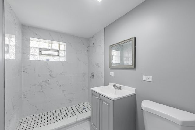 15334 Hoyne Avenue, Harvey, IL 60426