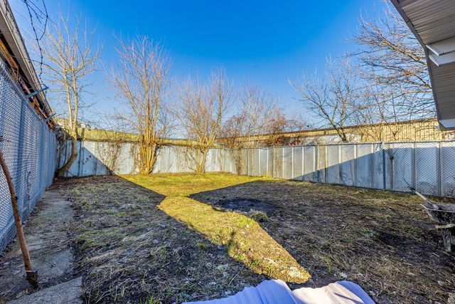 15334 Hoyne Avenue, Harvey, IL 60426