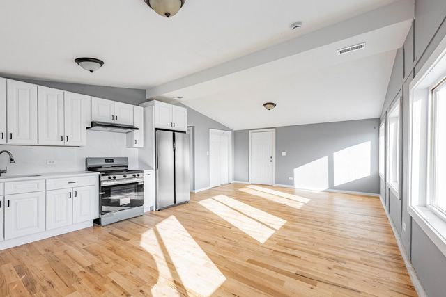 15334 Hoyne Avenue, Harvey, IL 60426