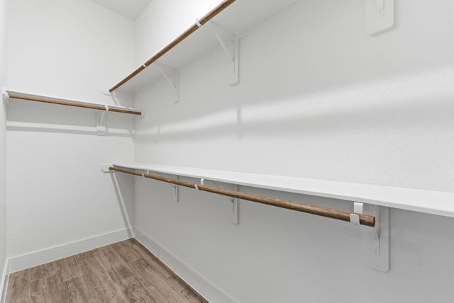 240 Grand View, Huntsville, TX 77340