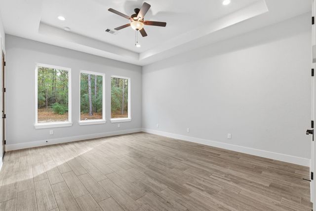 240 Grand View, Huntsville, TX 77340