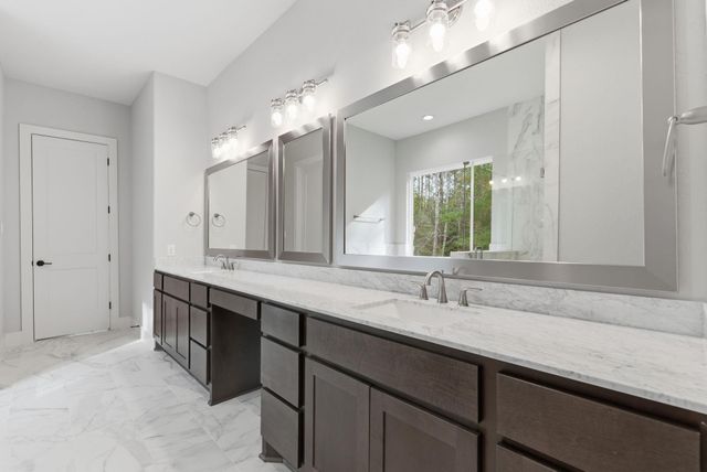 240 Grand View, Huntsville, TX 77340