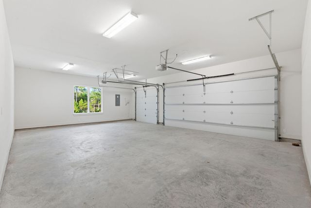 240 Grand View, Huntsville, TX 77340