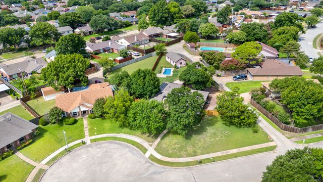 852 Bronco Lane, Plano, TX 75023