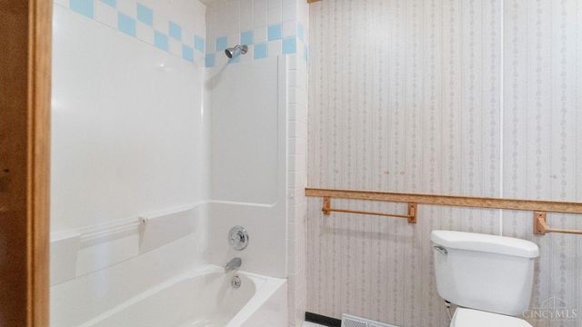 6933 Cozaddale Road, Goshen Twp, OH 45122