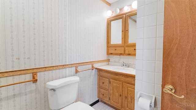 6933 Cozaddale Road, Goshen Twp, OH 45122