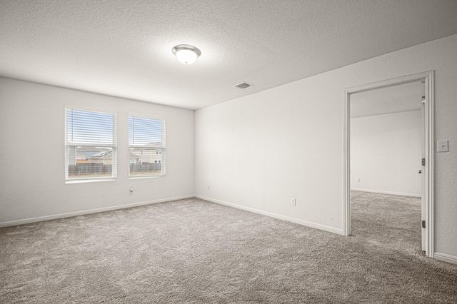 109 Gray Fox LOOP, Hutto, TX 78634