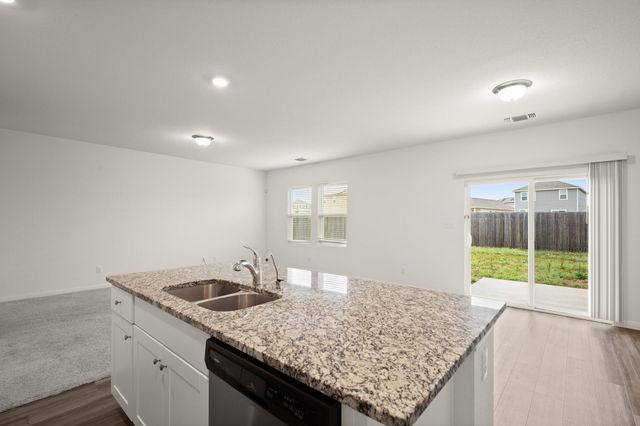 109 Gray Fox LOOP, Hutto, TX 78634